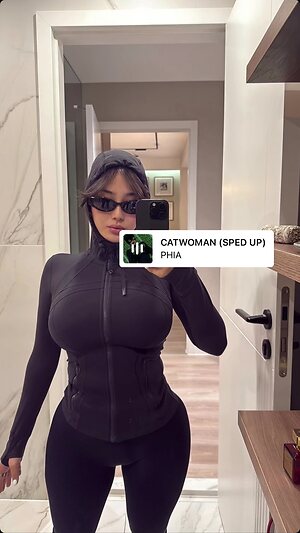 Haliun__b__ leaked photo #22
