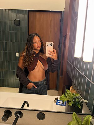 Halle Bailey leaked photo #43