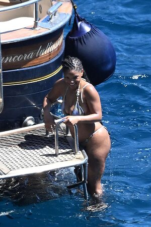 Halle Bailey leaked photo #58