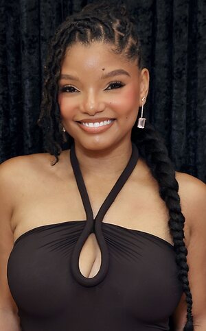 Halle Bailey leaked photo #77