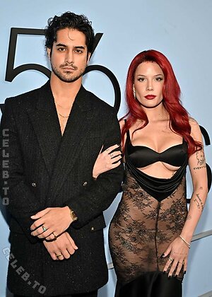 Halsey Nude Leaked Photo #20