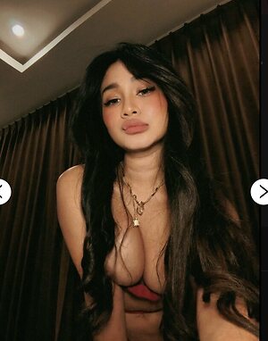Hani Siregar leaked photo #22