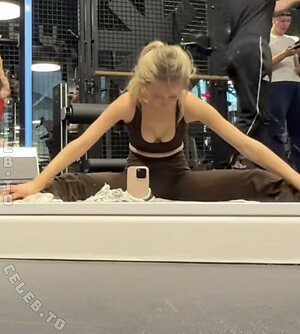 Hanna Jensen Nude Leaked Photo #8