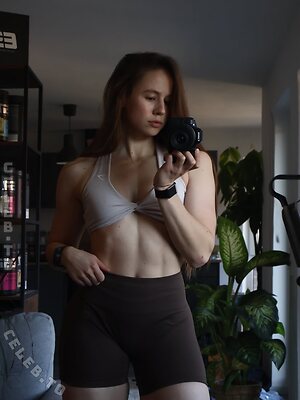 Hanna Sophie Nude Leaked Photo #18