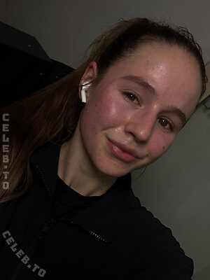 Hanna Sophie Nude Leaked Photo #23