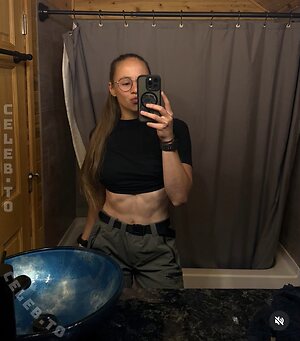 Hanna Sophie leaked photo #43