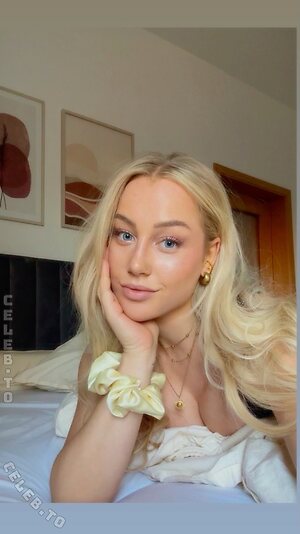 Hannaahlenii leaked photo #6