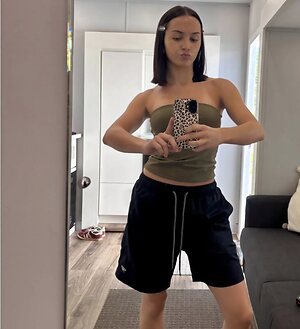Hannah Cheramy leaked photo #11