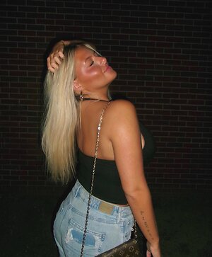 Hannah Kuron leaked photo #24
