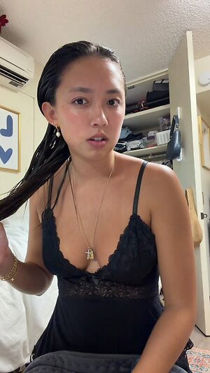 Hannah Lee leaked photo #9