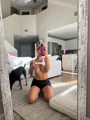 Hannah Louu Nude Leaked Photo #2