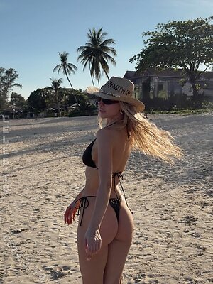 Hannah Maria Nude Leaked Photo #19