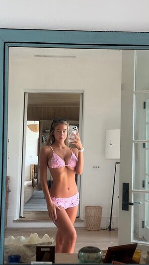 Hannah Palmer leaked photo #53