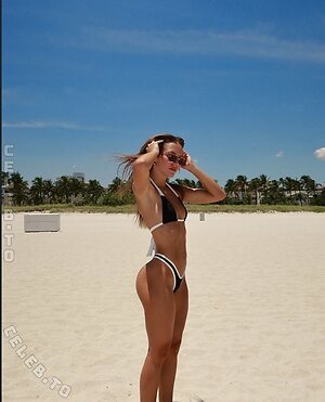 Hannah Pearson photo