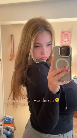 Hannah S Nude Leaked Photo #45