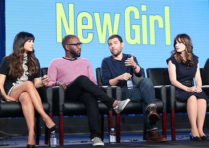 Hannah Simone leaked photo #42