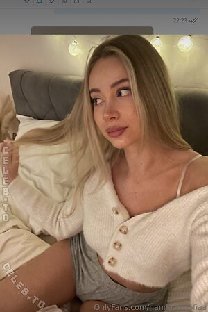 Hannah Sofia Nude Leaked Photo #22