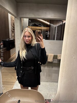 Hannah Sofia Nude Leaked Photo #32