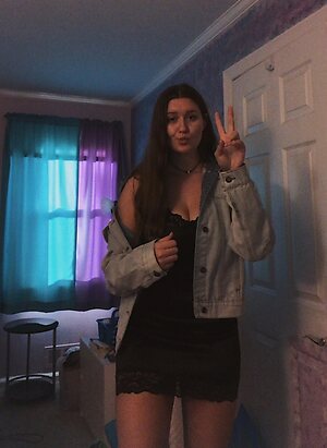 Hannah V leaked photo #9