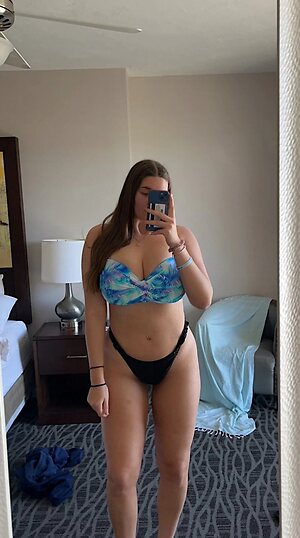 Hannah V leaked photo #51