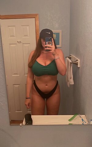 Hannah V Nude Leaked Photo #59