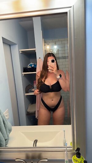 Hannah V Nude Leaked Photo #69