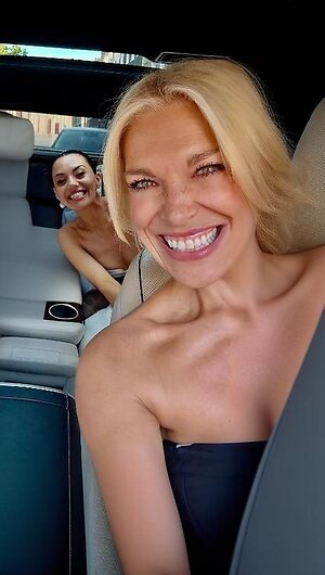 Hannah Waddingham leaked photo #197