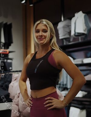 Hannah White leaked photo #137