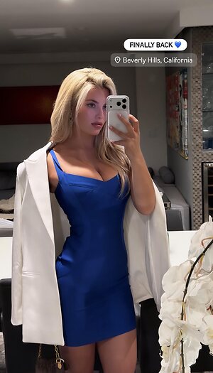 Hannah White leaked photo #170