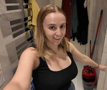 Hannah Witton