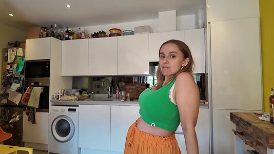 Hannah Witton leaked photo #43