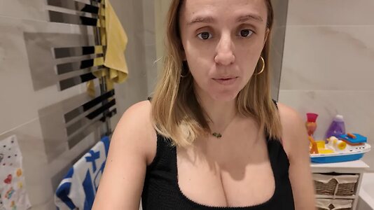 Hannah Witton leaked photo #51