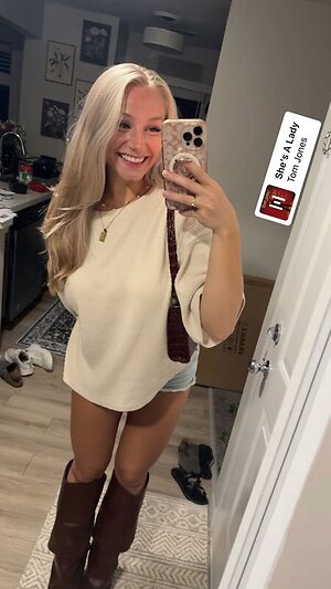 Hannah Woods leaked photo #29