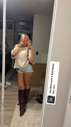 Hannah Woods leaked photo #30
