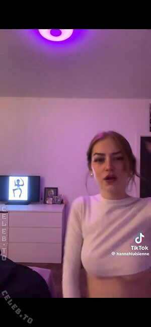 hannahluisienne Nude Leaked Photo #31