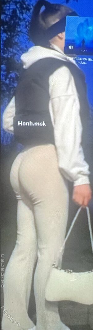 hannahluisienne Nude Leaked Photo #41