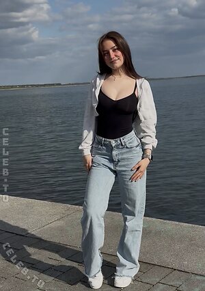 hannahluisienne photo