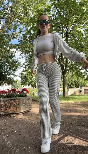 hannahluisienne photo