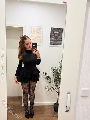 hannahluisienne leaked photo #135