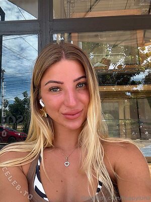 happyluna Nude Leaked Photo #13