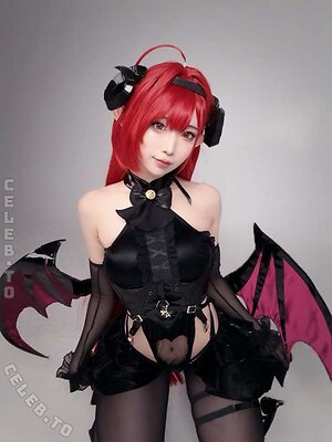 hattie_cos photo
