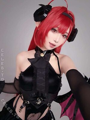 hattie_cos photo
