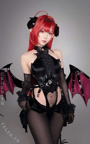 hattie_cos photo