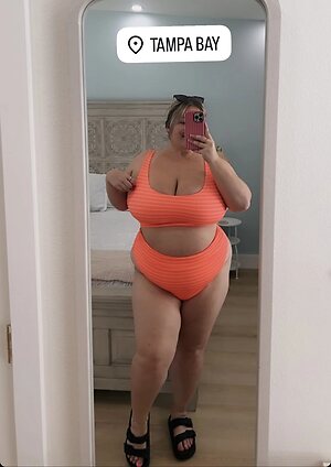 Hayden Nude Leaked Photo #21