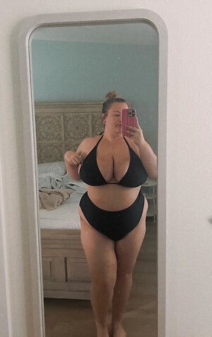 Hayden Nude Leaked Photo #23