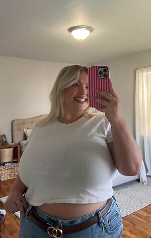 Hayden Nude Leaked Photo #39