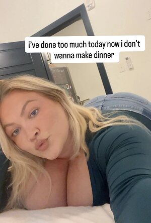 Hayden Nude Leaked Photo #49