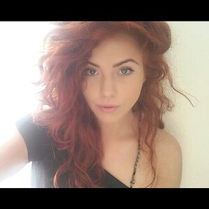 Hayley De Sola Pinto leaked photo #19