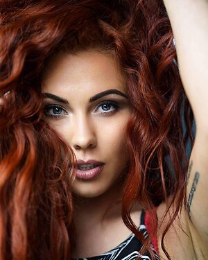 Hayley De Sola Pinto