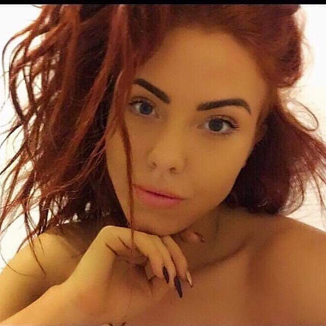 Hayley De Sola Pinto leaked photos